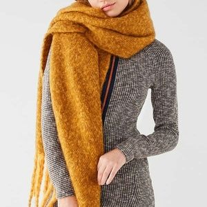 Cozy woven Urban Outfitters scarf